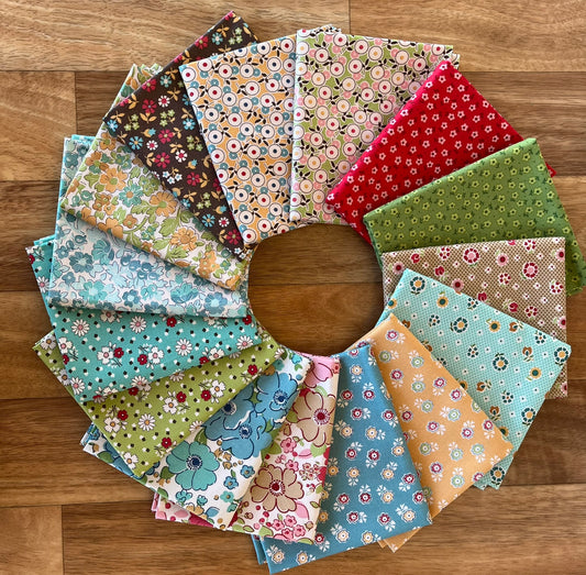 Mercantile Florals Fat Quarter Bundle by Lori Holt