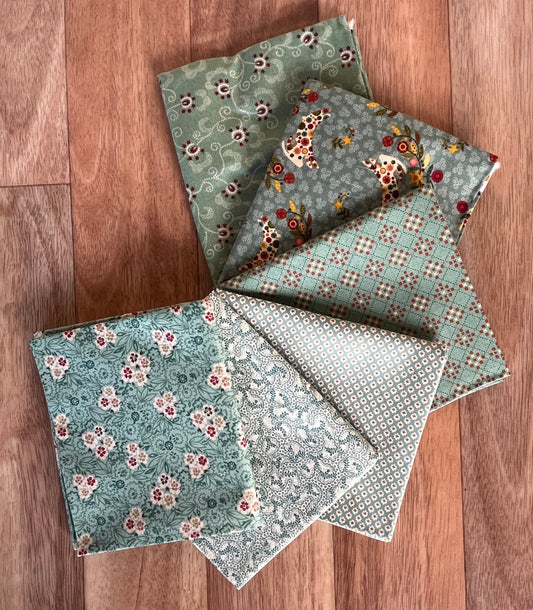 Kim Diehls Aqua Fat Quarter Bundle