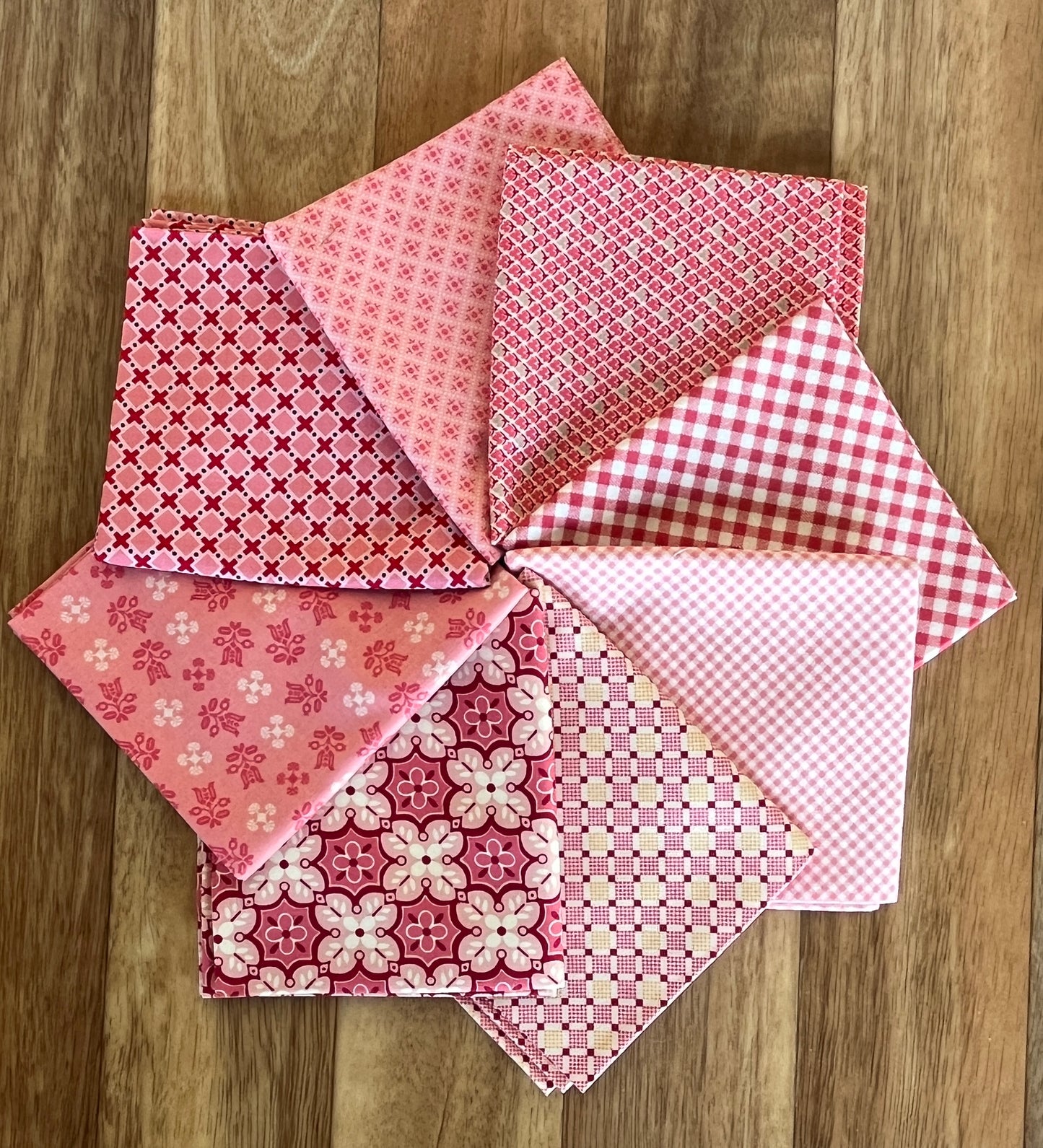 Pinks 2 Fat Quarter Bundle Lori Holt for Riley Blake Designs