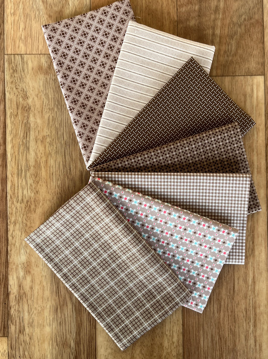 Prim Pebble Fat Eighth Bundle by Lori Holt for Riley Blake Fabrics