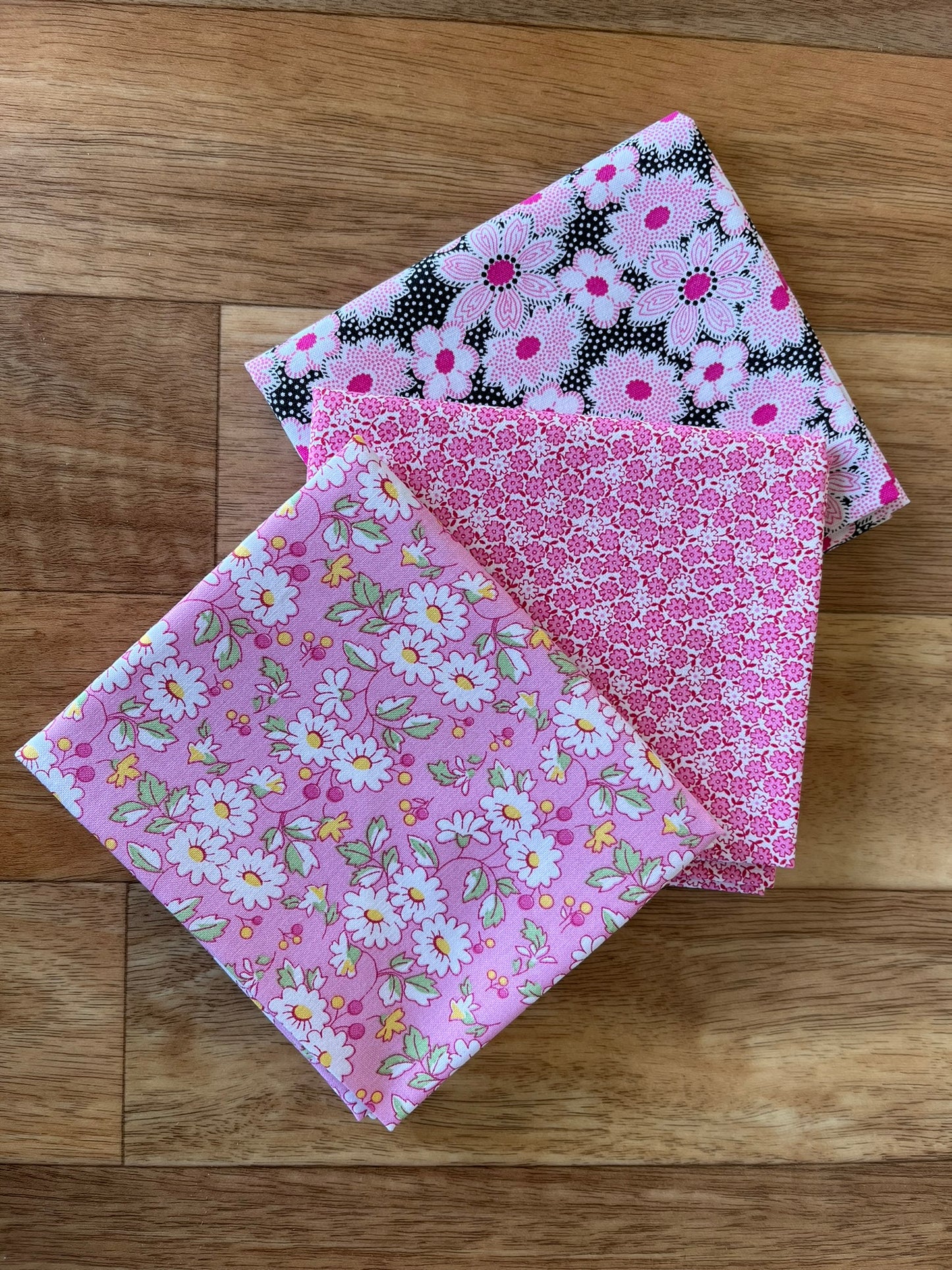 Nana Mae 7 Pink Fat Quarter Bundle by Henry Glass Fabrics