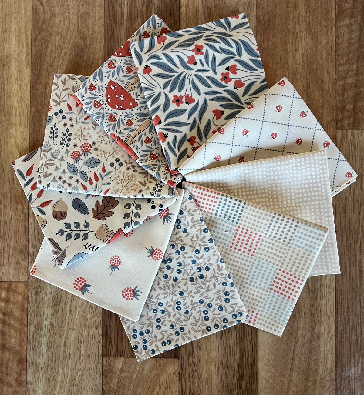 Natures Sketchbook Creams Fat Quarter Bundle by Elena Amo for Moda fabrics