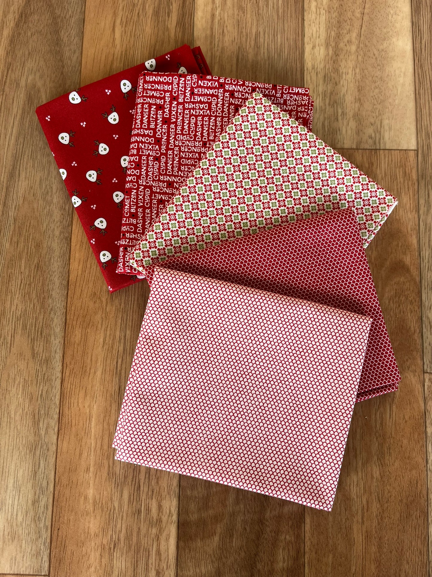 On Dasher Reds Fat Quarter Bundle by Sweetwater for Moda Fabrics