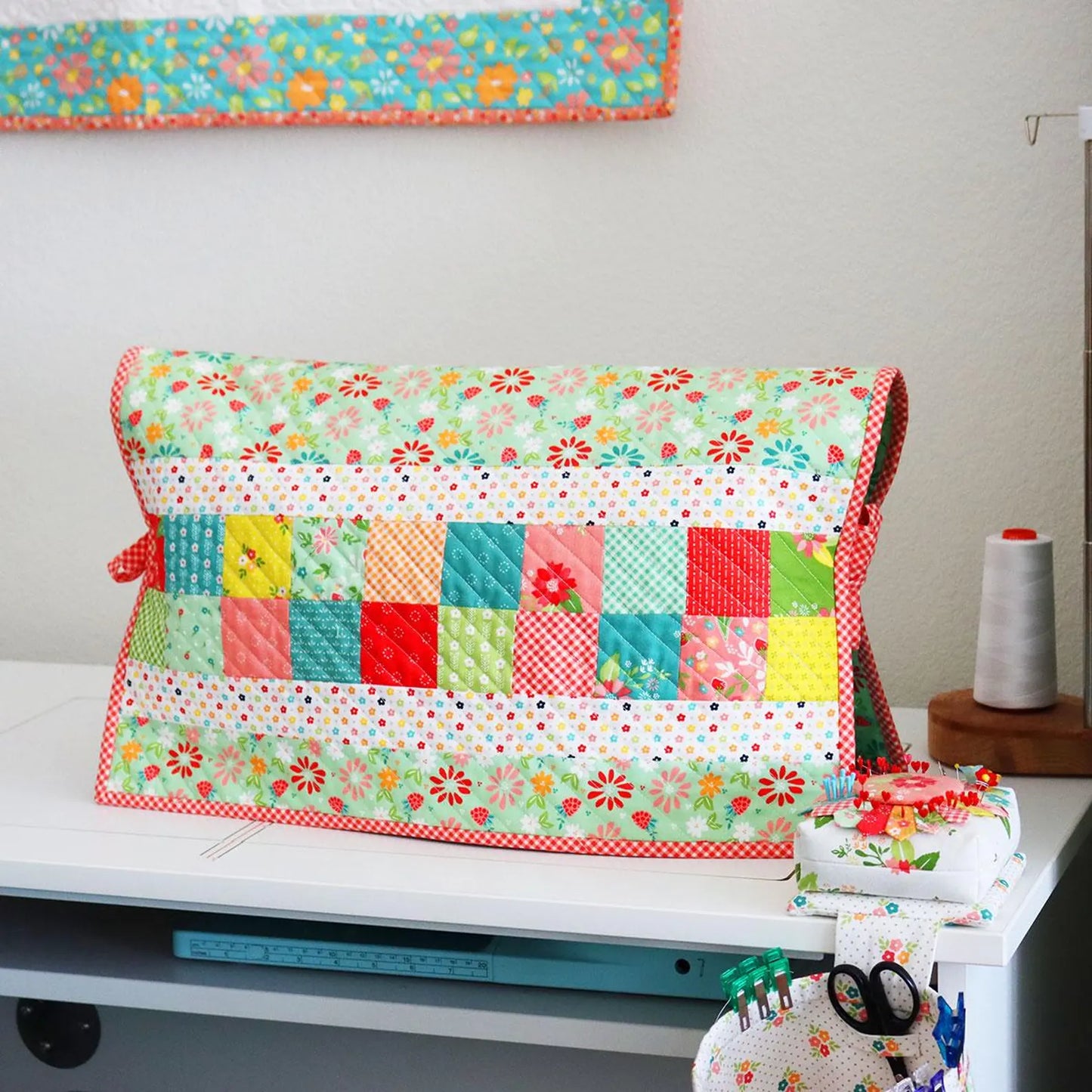 Patchwork Sewing Machine Cover Quilt Pattern by A Quilting Life