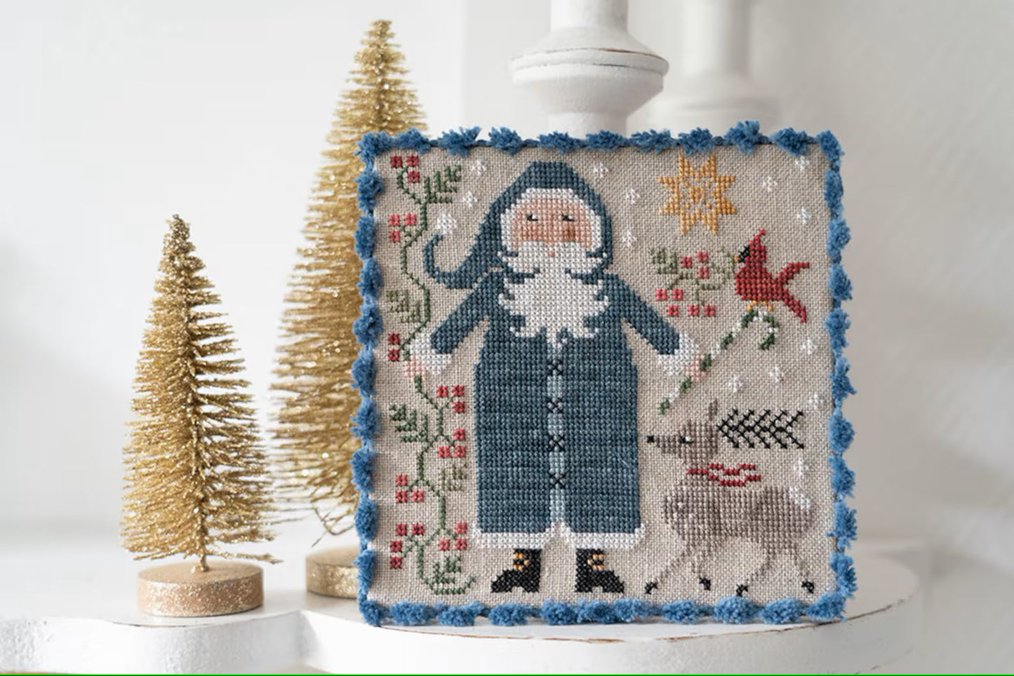 Pere Noel Bleu Cross Stitch Pattern by Tralala