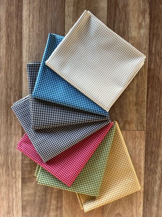 Petite Beehive Gingham Fat Quarter Bundle by Renee Nanneman for Andover Fabrics