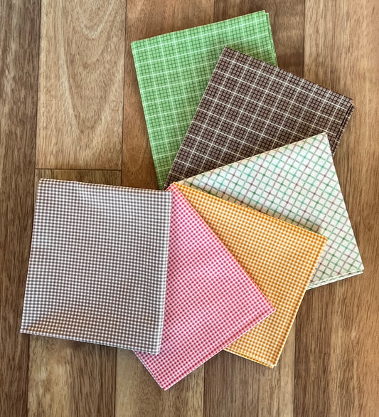 Prim Checks Fat Quarter Bundle by Lori Holt for Riley Blake Fabrics