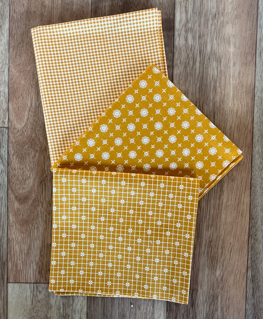 Prim Yellows Fat Quarter Bundle by Lori Holt for Riley Blake Fabrics