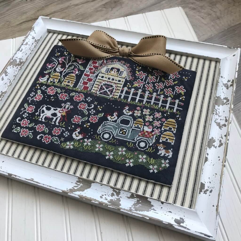 Queen Bee Flower Farm Cross Stitch Pattern by Hands on Design