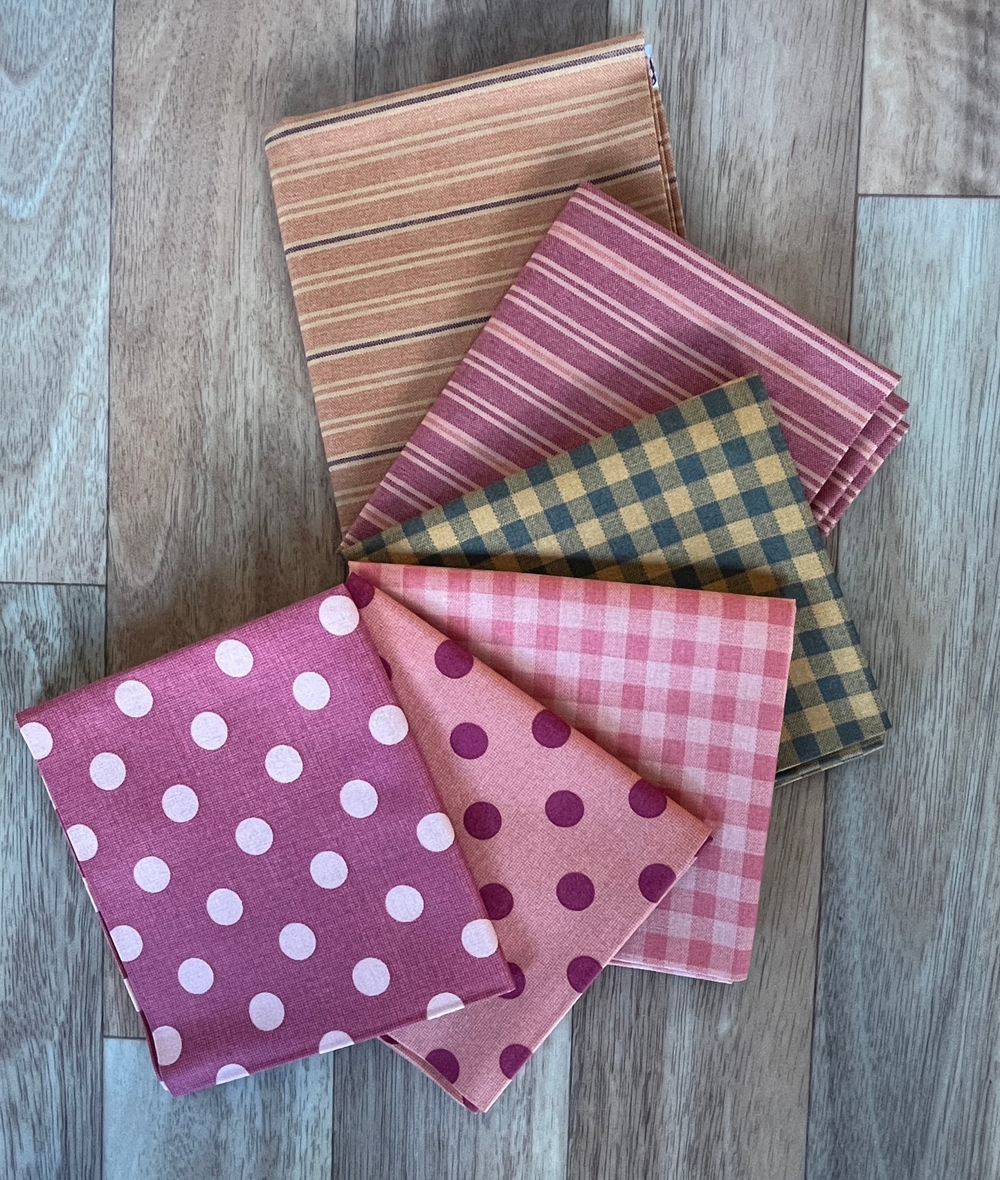 Quiltessential Reds Oranges Fat Quarter Bundle Laundry Basket Quilts for Andover Fabrics