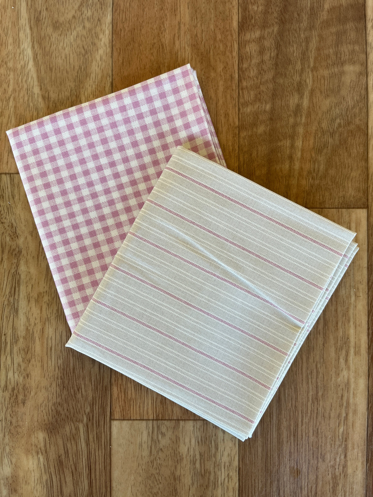 Quiltessential Mini Pinks Fat Quarter Bundle by Laundry Basket Quilts for Andover Fabrics