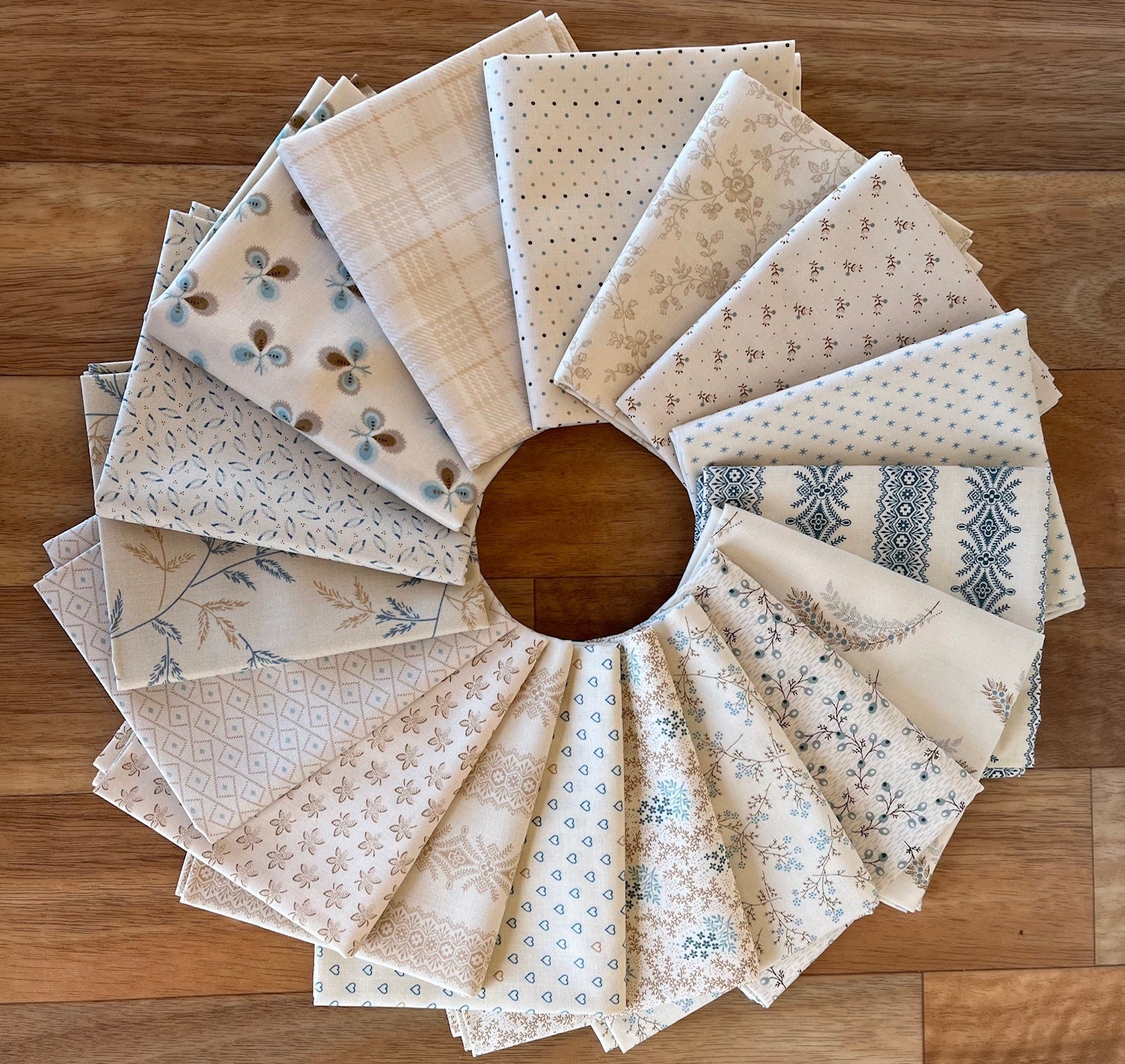 Summer Breeze by Laundry Basket Quilts Fat Quarter Bundle The Rural