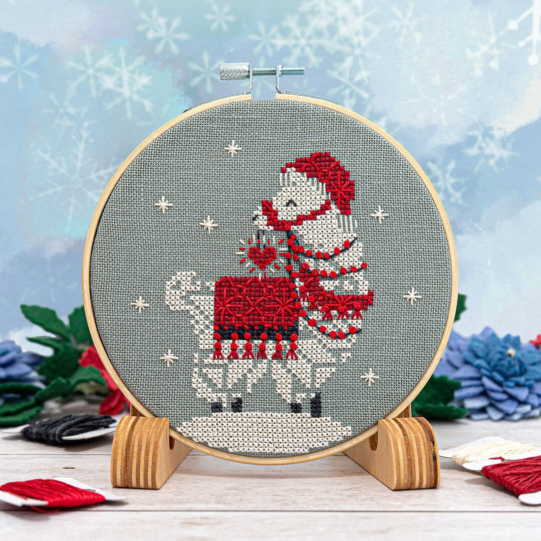 Snowflake Llama Cross Stitch Pattern by Counting Puddles