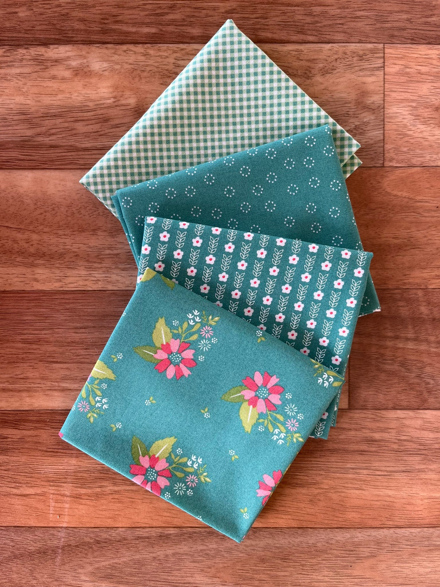 Strawberry Lemonade Teal Fat Quarter Bundle By Sherri And Chelsi For M The Rural Stitch Co 2493