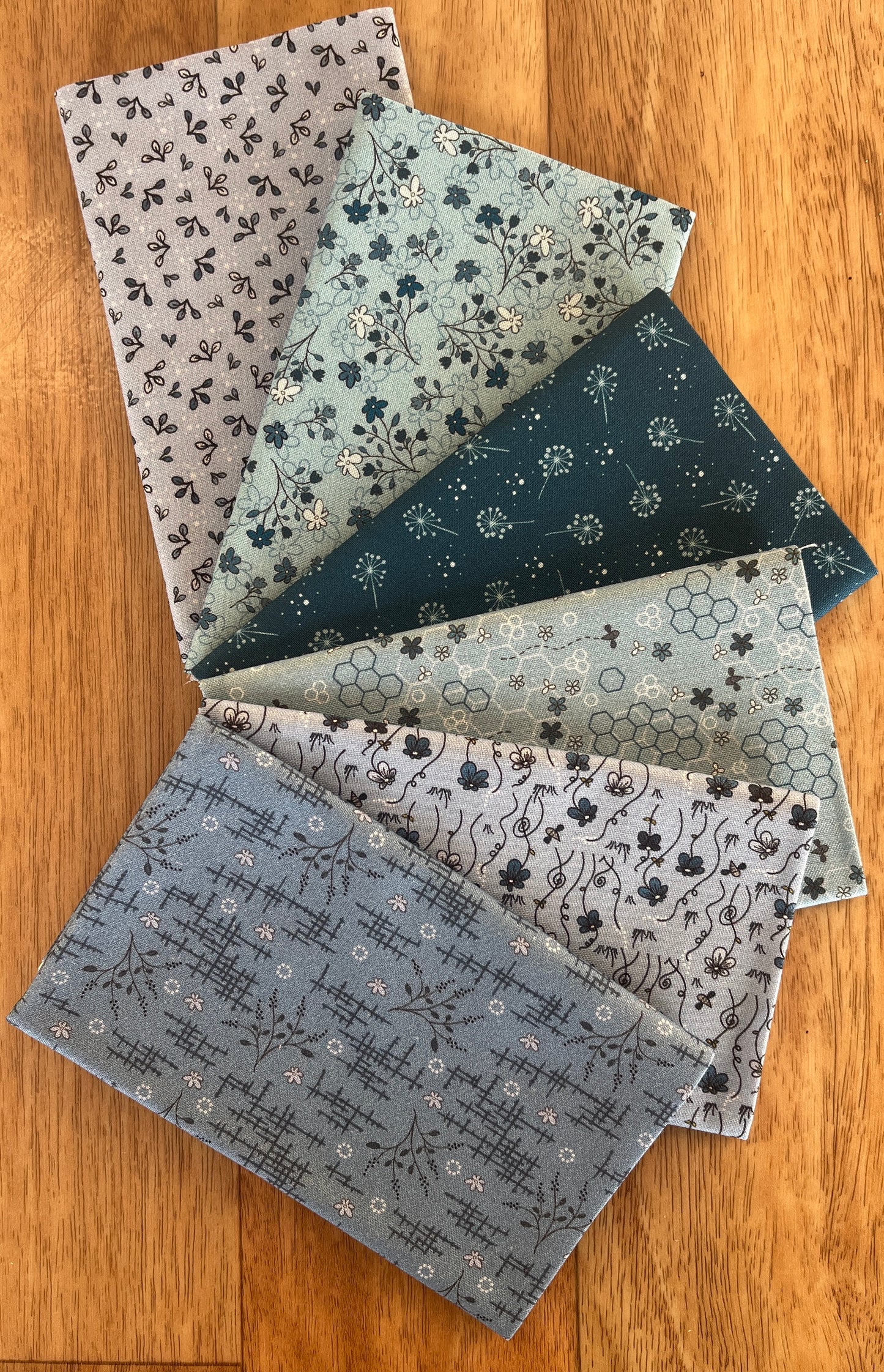 The Sweetest Embrace Blues Fat Eighth Bundle by Linette Jakobsen for Stoff Fabrics
