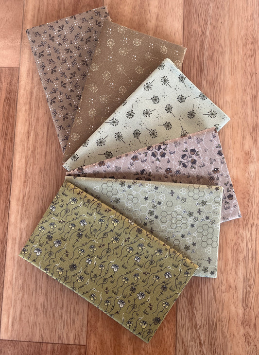 The Sweetest Embrace Greens Fat Eighths Bundle by Linette Jakobsen for Stoff Fabrics