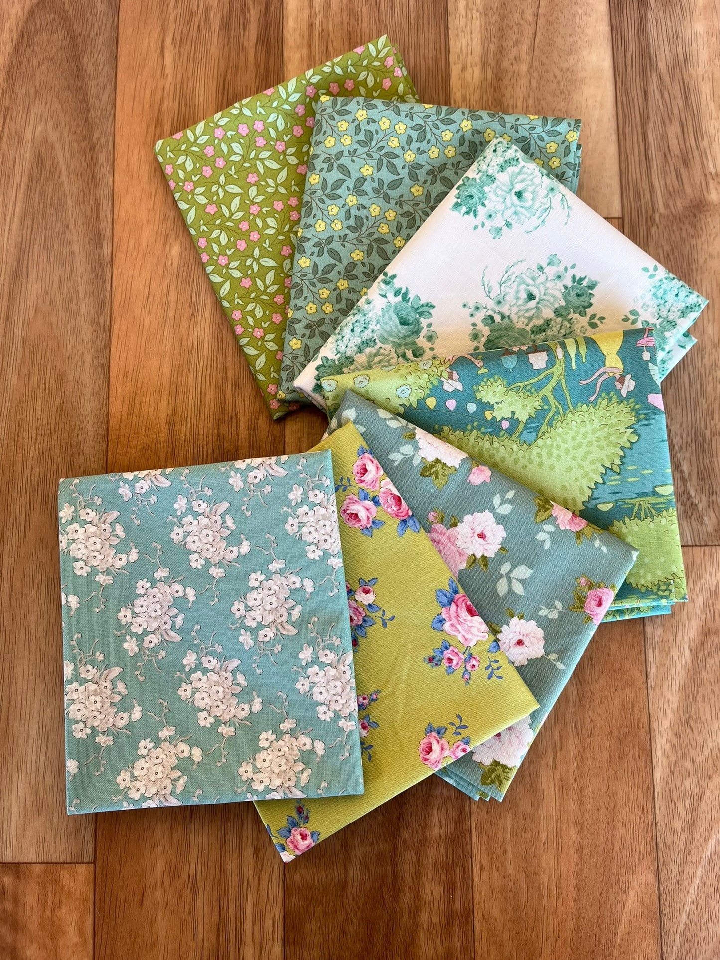 Sunday Brunch Lime/Teal Fat Quarter Bundle by Tilda