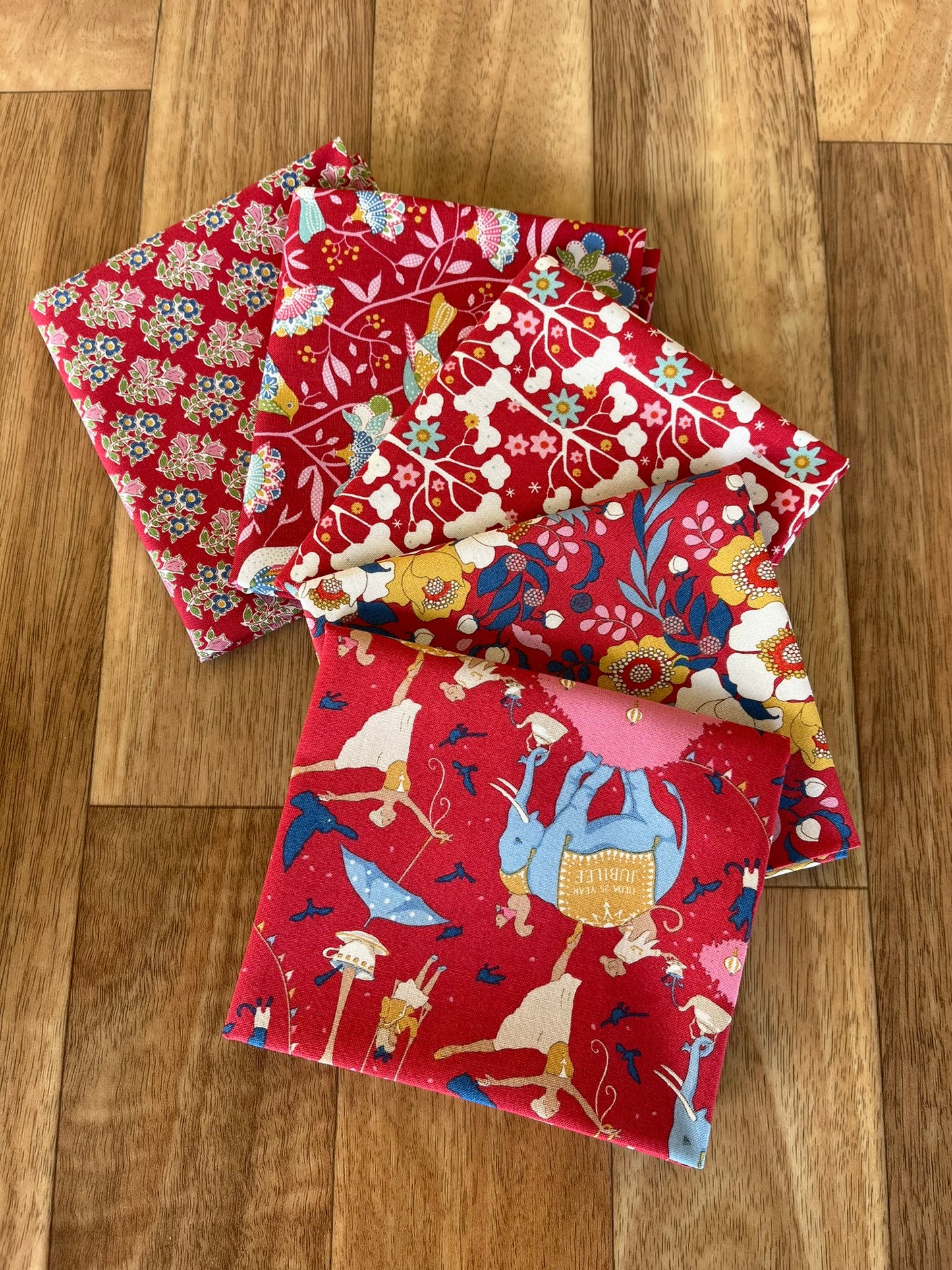 Jubilee Red Fat Quarter Bundle by Tilda