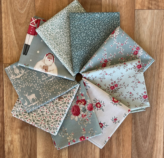 Tilda Merry Little Christmas Blues Fat Quarter Bundle