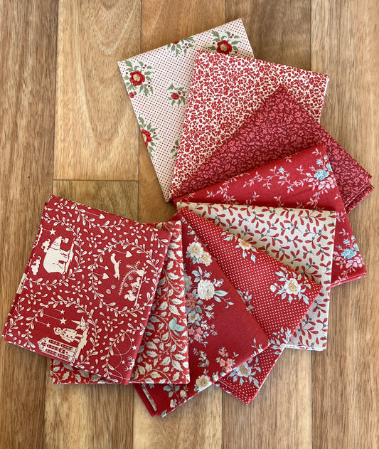 Tilda Merry Little Christmas Reds Fat Quarter Bundle