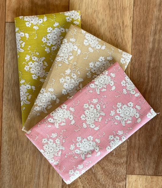 Sunday Brunch White Flower Fat Eighth Bundle by Tilda