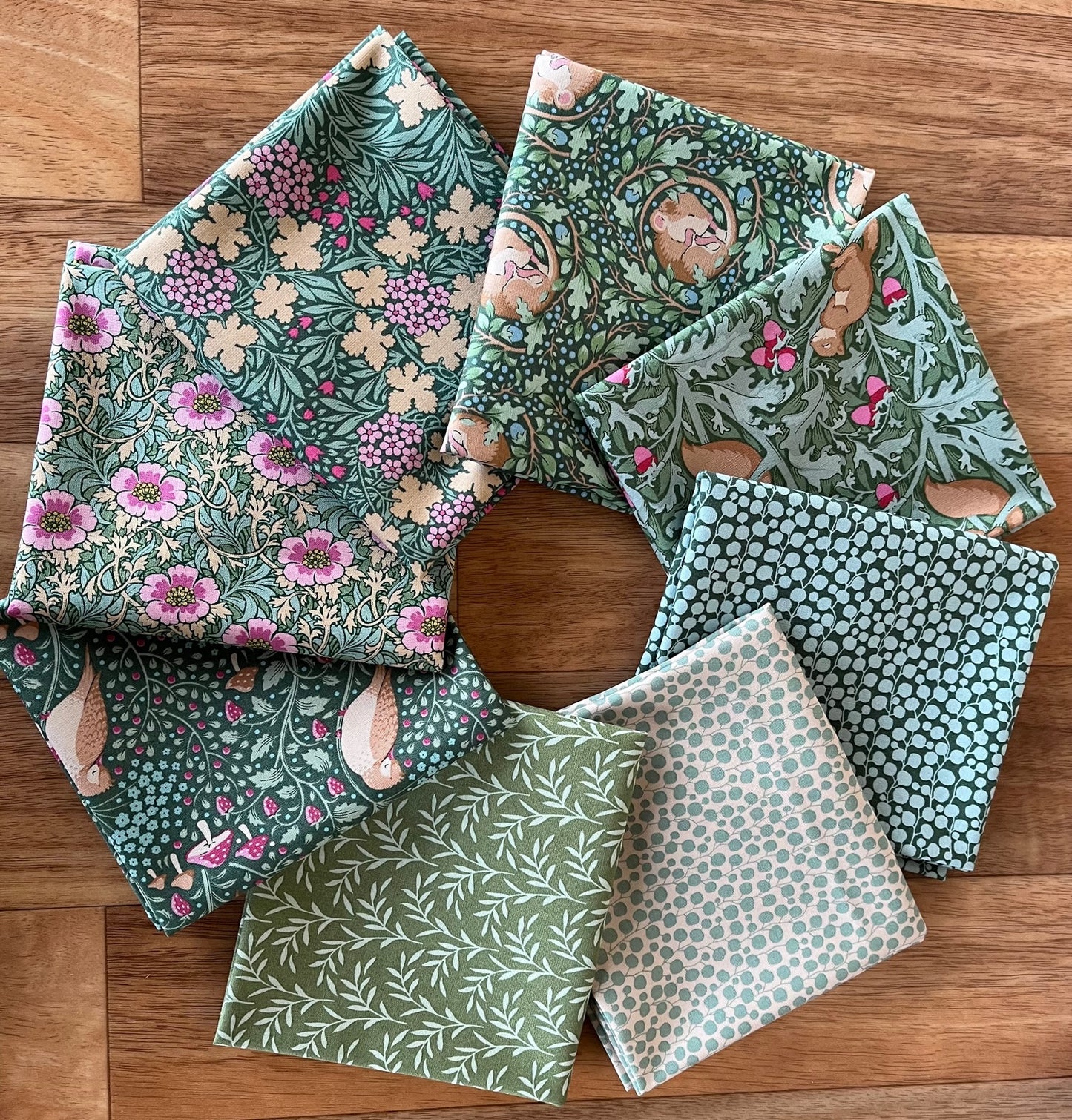 Tilda Hibernation Greens Fat Quarter Bundle