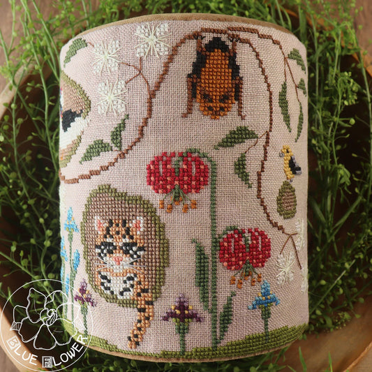 Trunk Town Summer Cross Stitch Pattern by The Blue Flower