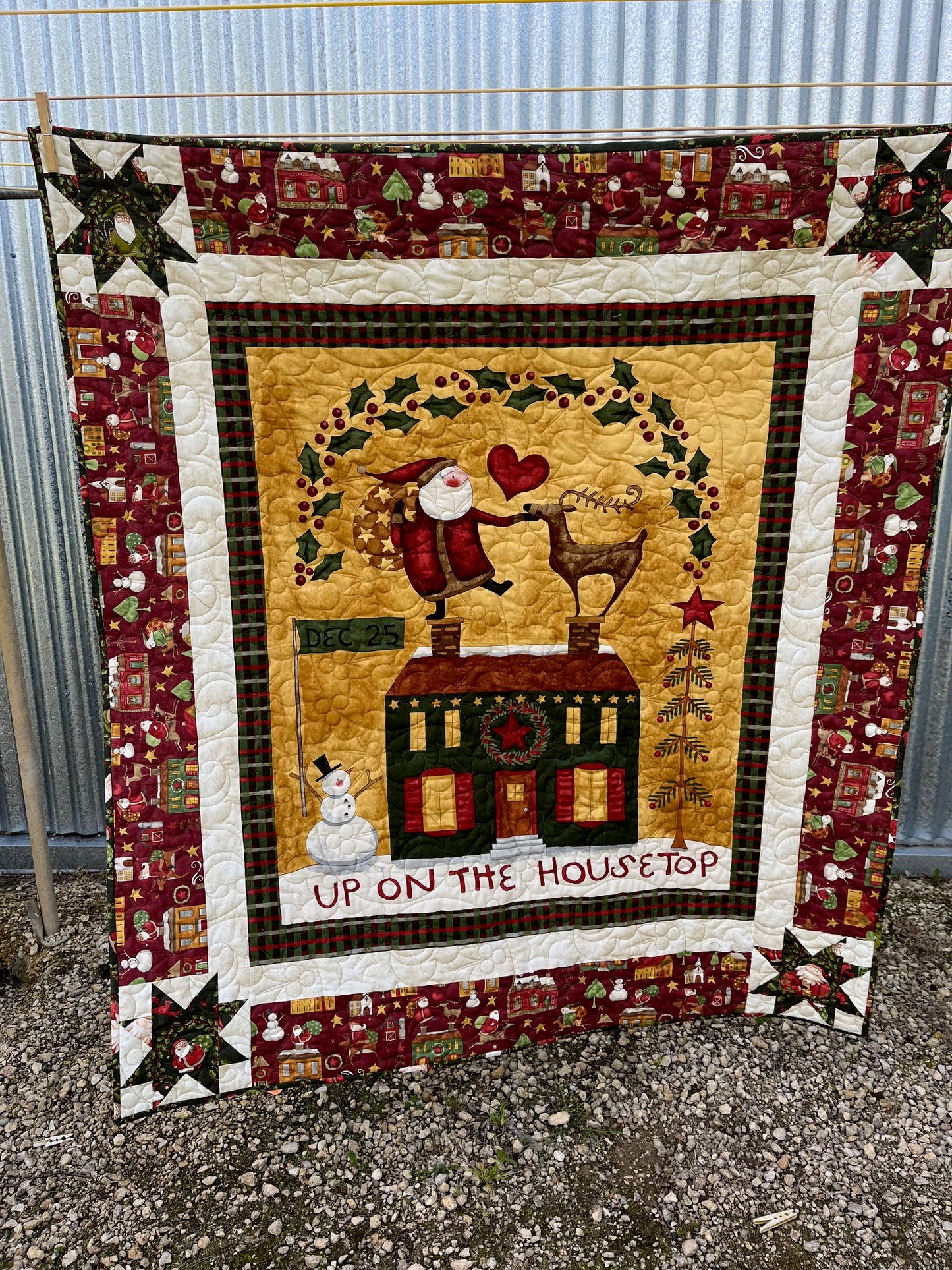 Up on the Housetop Quilt Fabric Kit