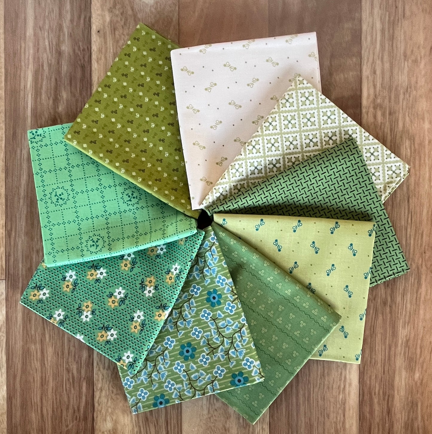 Gentler Times Greens Fat Quarter Bundle by Lori Holt of Bee in my Bonnet for Riley Blake Designs