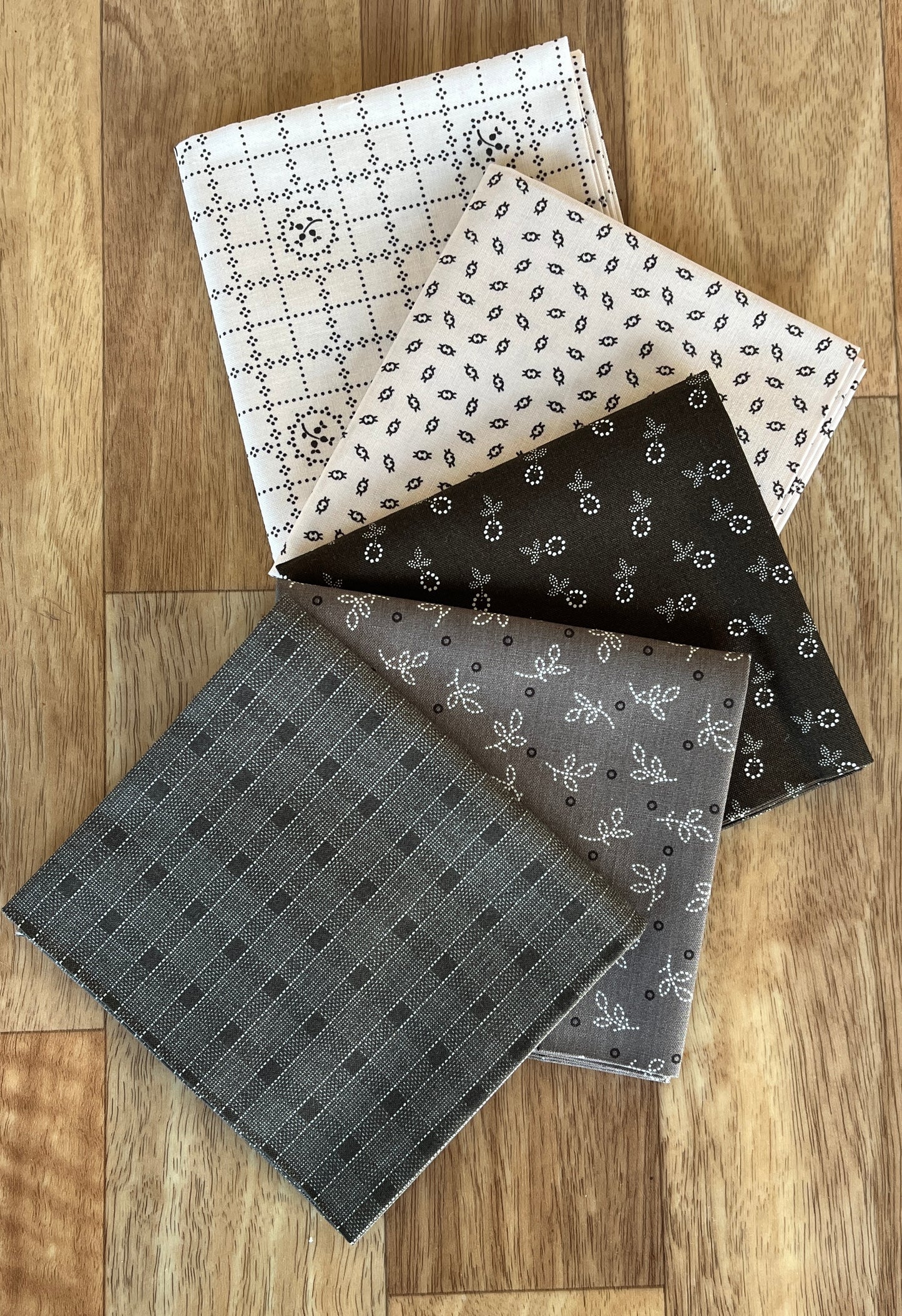 Gentler Times Raisin Fat Quarter Bundle by Lori Holt of Bee in my Bonnet for Riley Blake Designs
