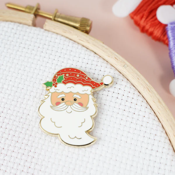 Santa Face Magnetic Needle Minder by Caterpillar Cross Stitch