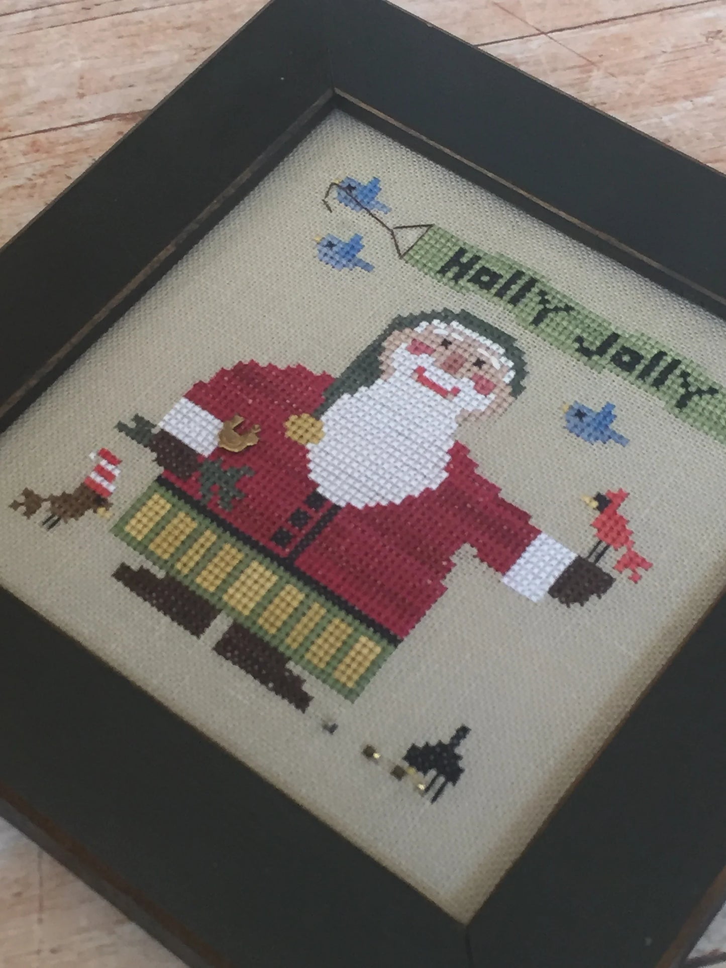 Wee Santa 2016 Cross Stitch Pattern Heart in Hand