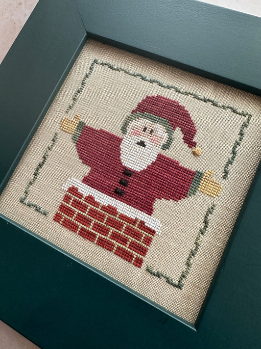 Wee Santa 2001 Cross Stitch Pattern Heart in Hand