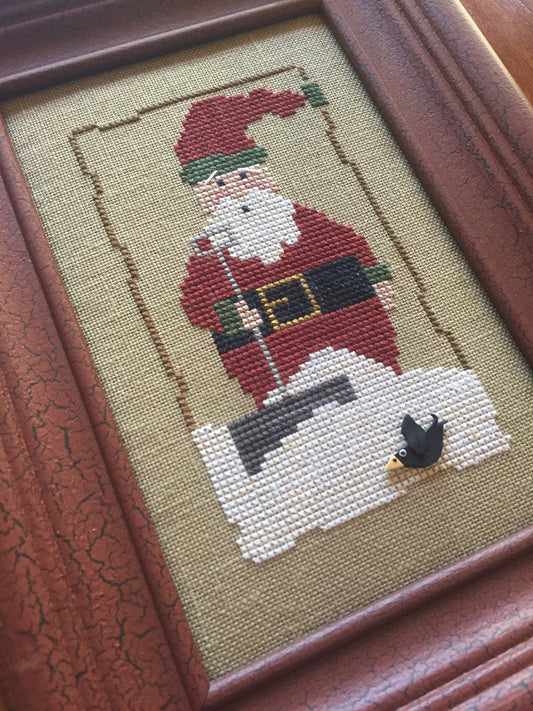 Wee Santa 2007 Cross Stitch Pattern Heart in Hand