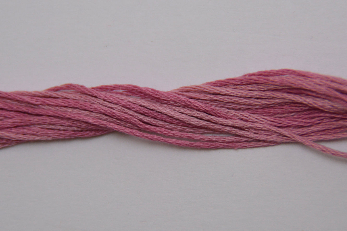 Busy Lizzie 2272 Weeks Dye Works 6-Strand Hand-Dyed Embroidery Floss