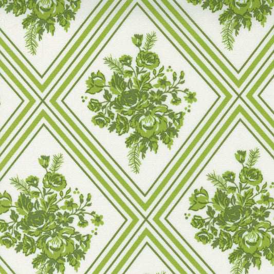Merry Little Christmas Gather Floral Lattice in Green by Bonnie and Camille for Moda (sold in 25cm increments)