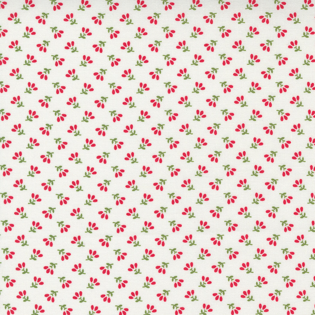 Merry Little Christmas White Multi Little Berries Blender Small Red Green Floral by Bonnie and Camille for Moda (sold in 25cm increments)