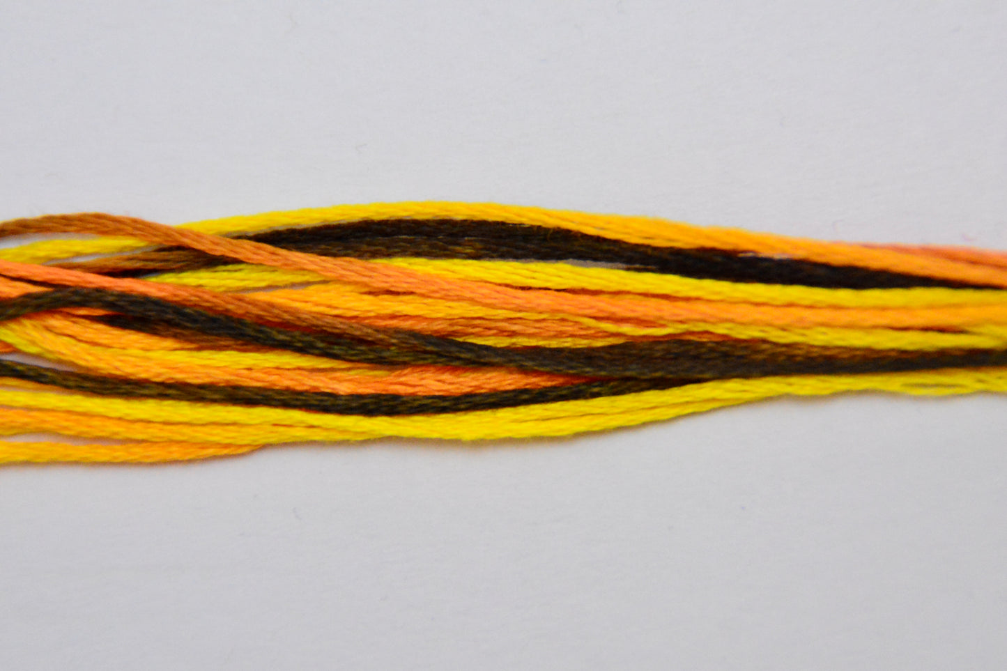 Trick or Treat 4101 Weeks Dye Works 6-Strand Hand-Dyed Embroidery Floss