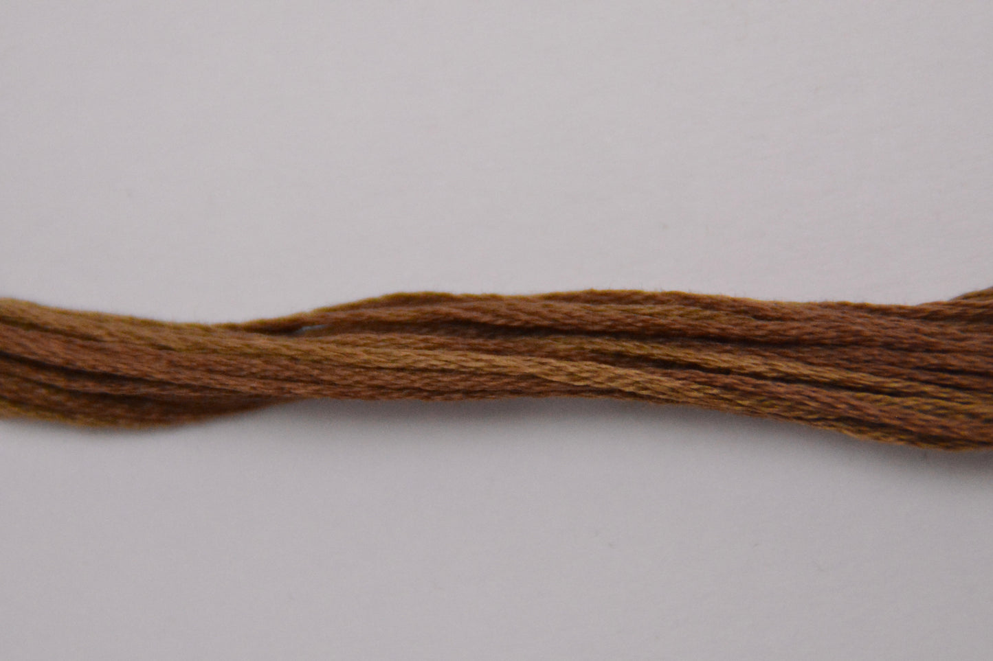 Cocoa 1233 Weeks Dye Works 6-Strand Hand-Dyed Embroidery Floss
