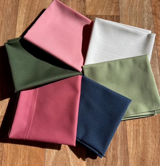 Sunnyside Bella Solids coordinates Fat Quarter Bundle by Moda fabrics