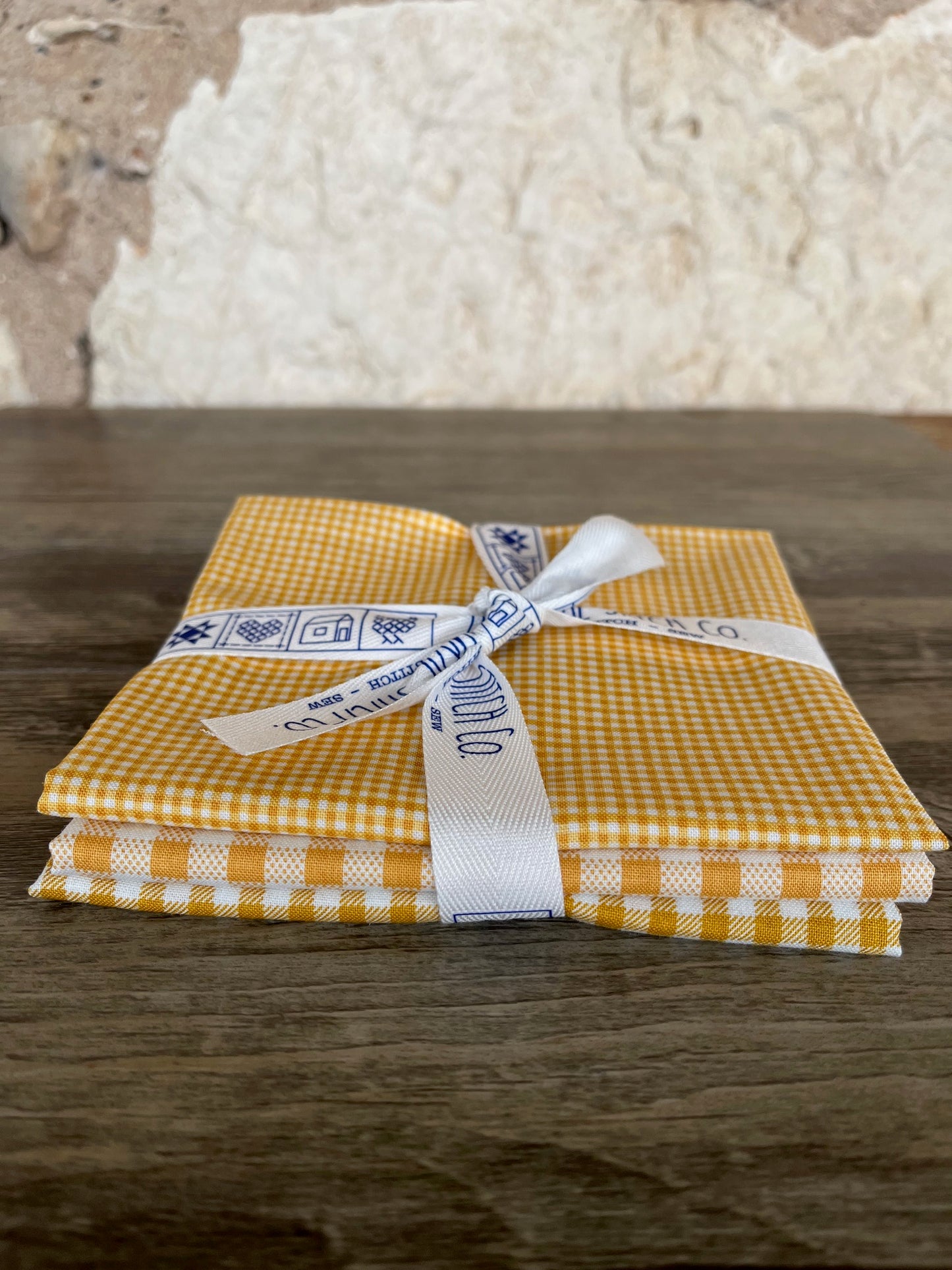 Bee Ginghams Yellows Fat Quarter Bundle Lori Holt for Riley Blake Design