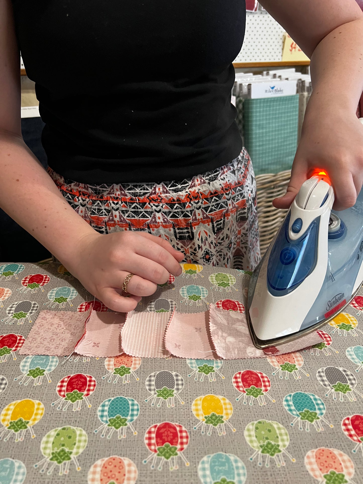 Beginner friendly quilting workshop- Checkerboard Cushion